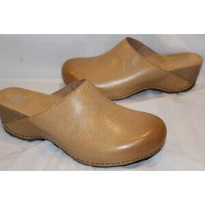 DANSKO WOMEN'S TALLULAH LEATHER MILLED BURNISHED TAN WOOD HEEL CLOGS NIB EU 38